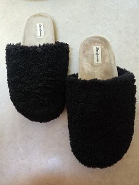 dearfoams Black Plush Teddy Bear Sherpa Slide Slippers Size 11-12 Never Worn